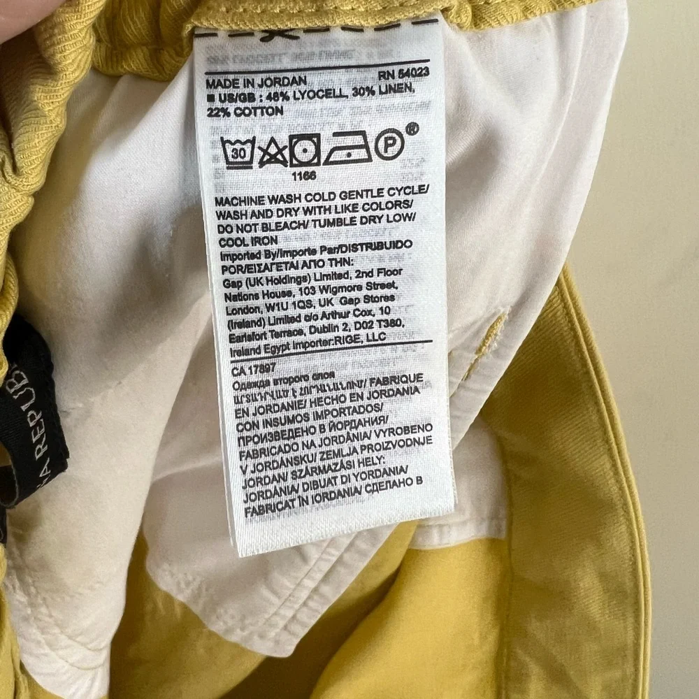 Banana Republic Linen Blend Yellow Pants, Large Petite